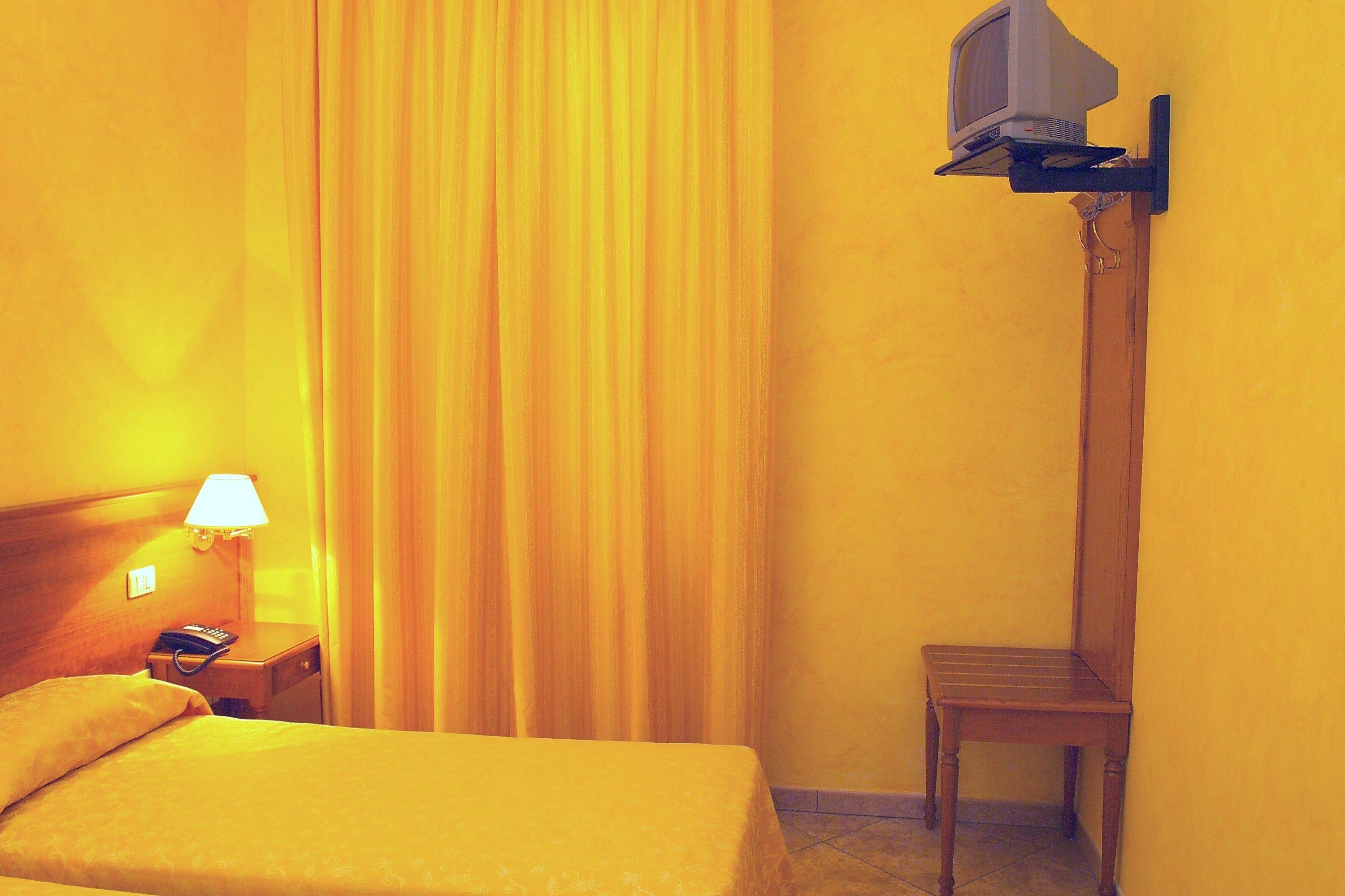 Hotel Kriss - Rome — Foto 3